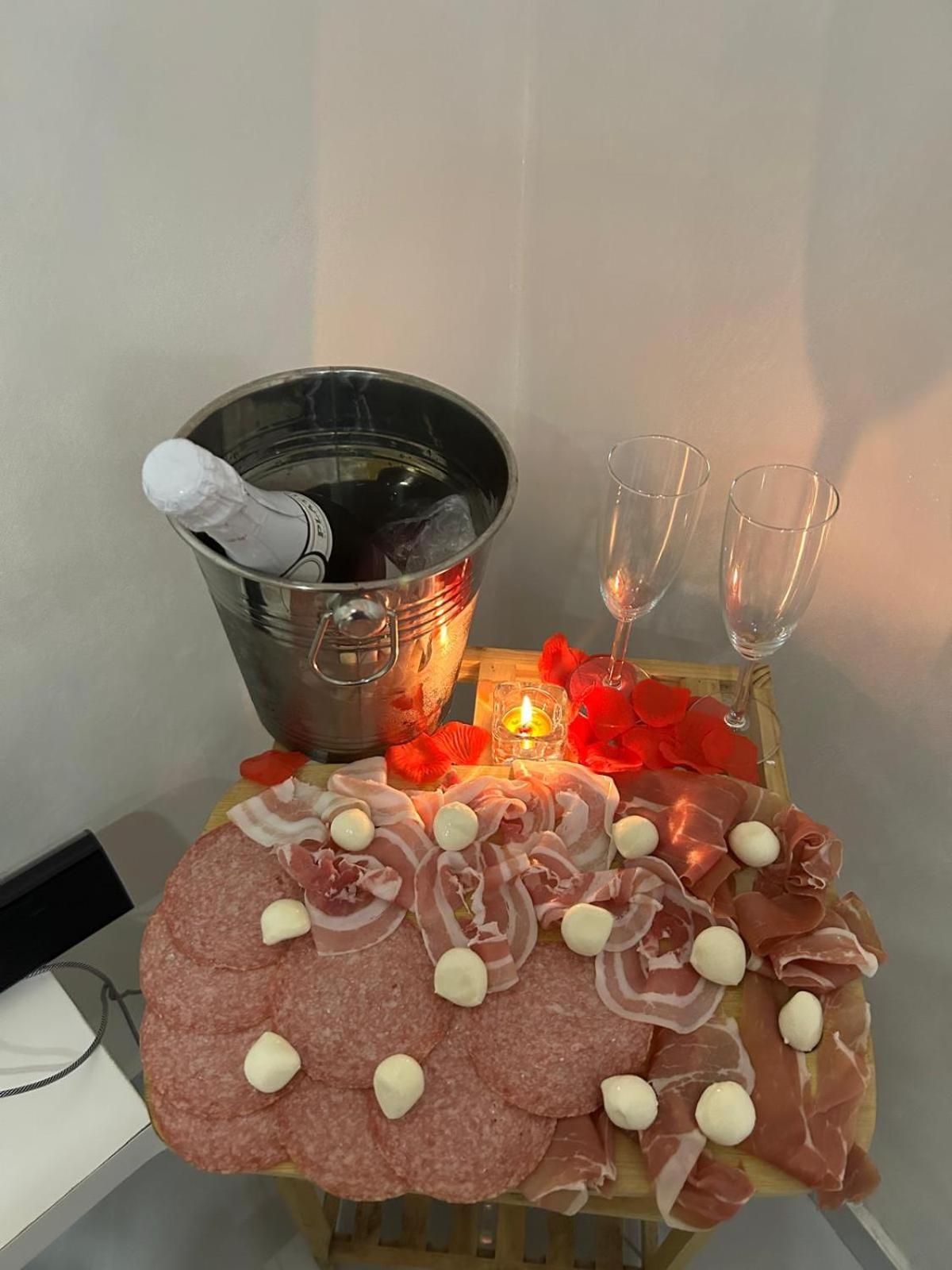 B&B House Napoli Cavour Dış mekan fotoğraf